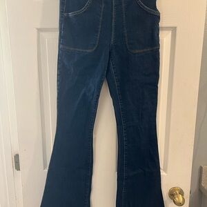 GAP Women's Flare Jeans - Dark Blue